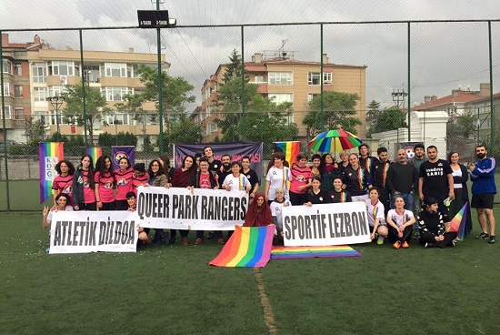 LGBTİ&rsquo;ler heteroseksist futbola meydan okudu! Kaos GL - LGBTİ+ Haber Portalı