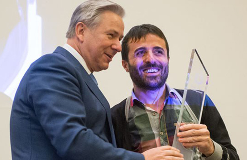 Halil İbrahim Dinçdağ&rsquo;a Berlin&rsquo;de ödül verildi Kaos GL - LGBTİ+ Haber Portalı