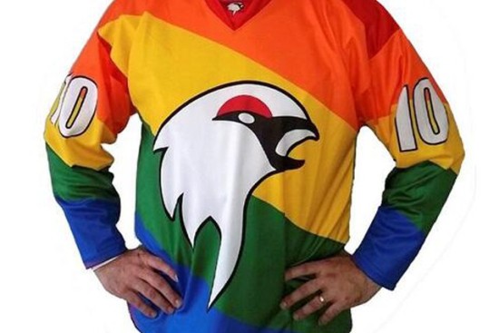 İsveçli takımdan gökkuşağı renklerinde forma Kaos GL - LGBTİ+ Haber Portalı