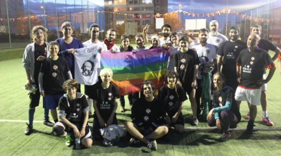 Frikiği sizden öğrenecek değiliz! Kaos GL - LGBTİ+ Haber Portalı