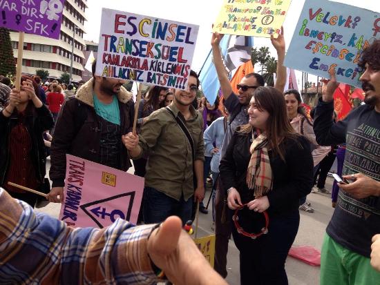 Adana Rengârenk Direniyor! Kaos GL - LGBTİ+ Haber Portalı