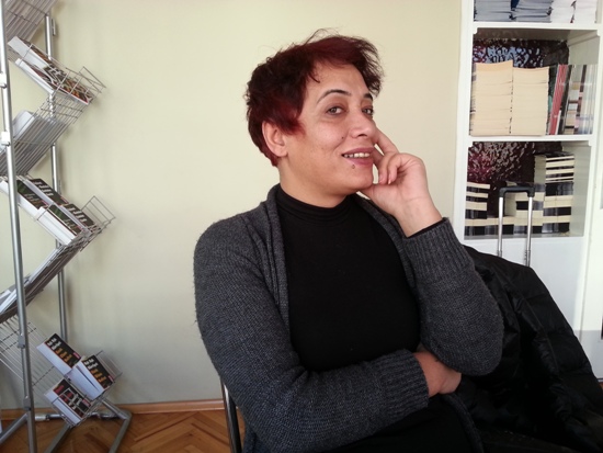 Esmeray: Ben canlıyım, nasıl yani &lsquo;biyolojik olmayan&rsquo;?! Kaos GL - LGBTİ+ Haber Portalı