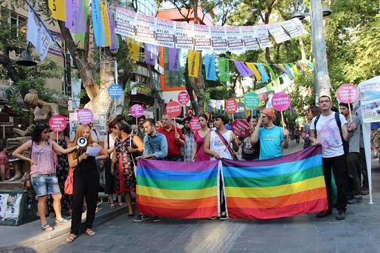 Mersin&rsquo;deki transfobik polis saldırısına Ankara&rsquo;dan tepki Kaos GL - LGBTİ+ Haber Portalı