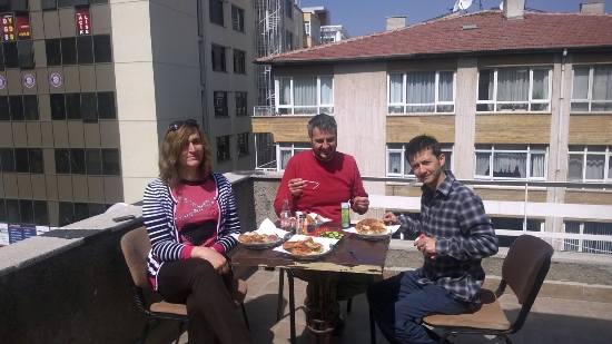 T-Der transların istihdamı için kafe açıyor | Kaos GL - LGBTİ+ Haber Portalı Haber