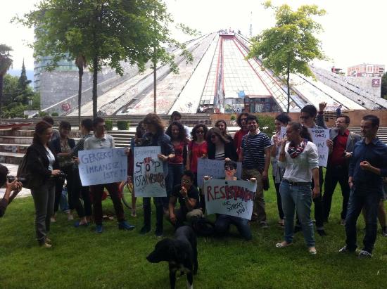 Today, in fact, I protested for...Albania! Kaos GL - News Portal for LGBTI+