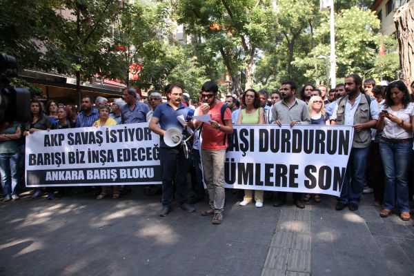 Barış Bloku basın açıklaması yaptı Kaos GL - LGBTİ+ Haber Portalı