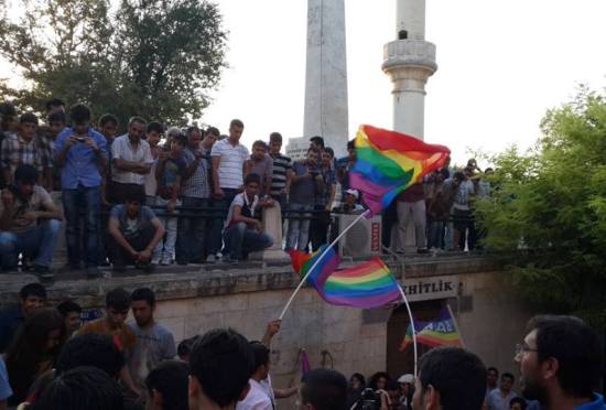 ZeugMadi Homofobiye Karşı Antep Buluşmasına Evsahipliği Yapacak Kaos GL - LGBTİ+ Haber Portalı