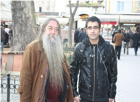 Asırlık çınar altı şairi Hüseyin Avni Dede | Kaos GL - LGBTİ+ Haber Portalı Haber