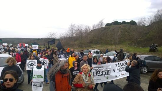 Kısırkaya&rsquo;da hayvan barınağı protesto edildi | Kaos GL - LGBTİ+ Haber Portalı Haber