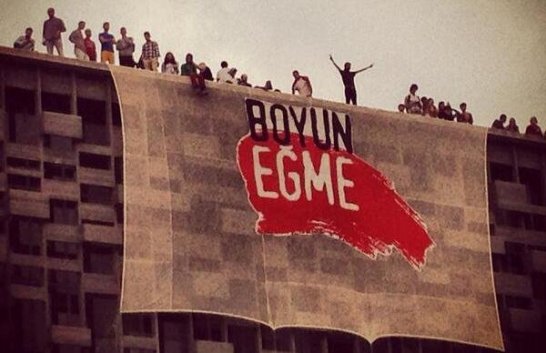 Gökkuşağının Kızılı&rsquo;ndan Onur Yürüyüşü Çağrısı Kaos GL - LGBTİ+ Haber Portalı