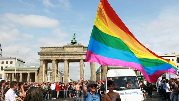 Almanya&rsquo;da evlilik eşitliği yasalaştı Kaos GL - LGBTİ+ Haber Portalı