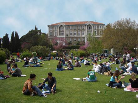 Mazlum-Der&rsquo;in Homofobik Tutumlarına Karşı Boğaziçi Dayanışması! Kaos GL - LGBTİ+ Haber Portalı