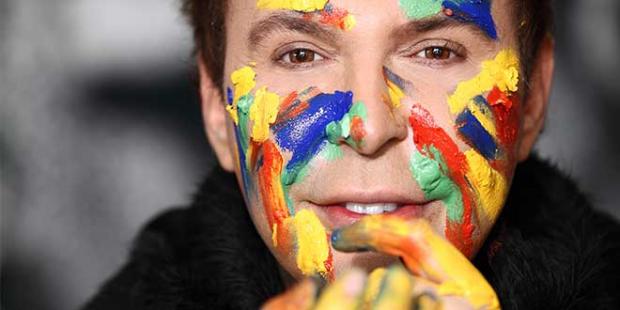 Aydın: Sahnede alkışlandım, arkamı döndüğümde alay ettiler Kaos GL - LGBTİ+ Haber Portalı