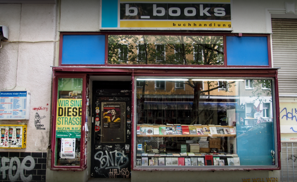 Yalnızca yayınevi değil, sanat mekânı: b_books Kaos GL - LGBTİ+ Haber Portalı