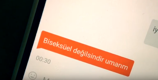 “Bir yeni mesajınız var” şimdi İngilizce! Kaos GL - LGBTİ+ Haber Portalı