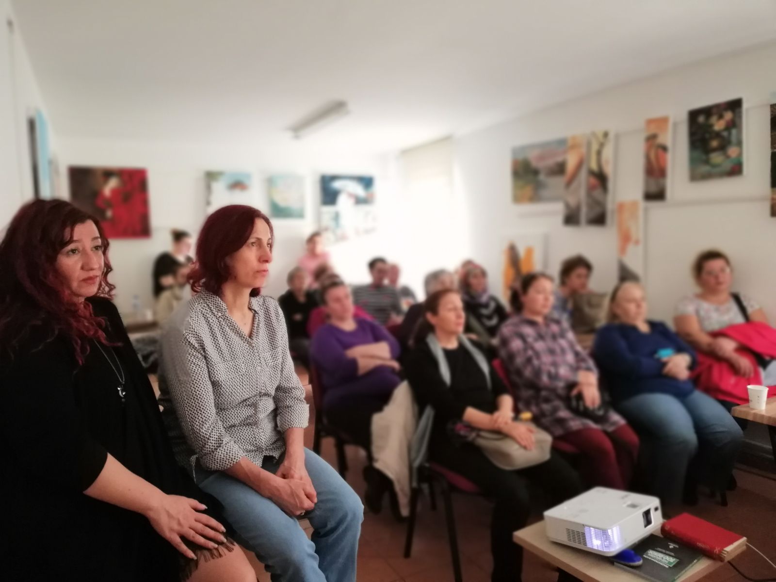 “LGBTİ’ler herkesin dışladığı yerde kendi olmaya çalışıyor” Kaos GL - LGBTİ+ Haber Portalı