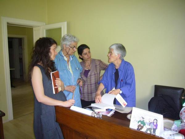 Cynthia Enloe&rsquo;dan İlknur Üstün&rsquo;e mektup Kaos GL - LGBTİ+ Haber Portalı