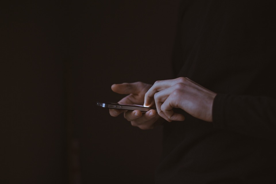 Pozitif-iz danışma hattı telefonunuzu bekliyor! Kaos GL - LGBTİ+ Haber Portalı