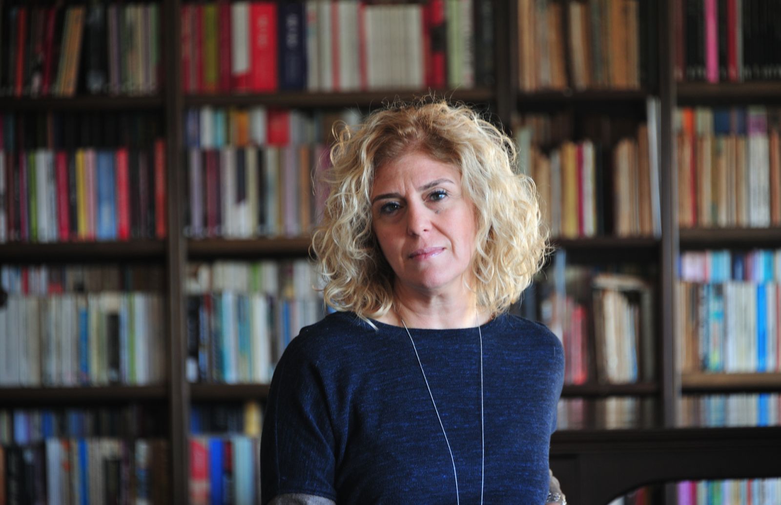 Deniz Yüce Başarır: Yereli evrensele dönüştürebilmek kalemin gücüdür Kaos GL - LGBTİ+ Haber Portalı