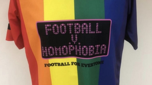 “Tüm çizgiler düz değil” Kaos GL - LGBTİ+ Haber Portalı