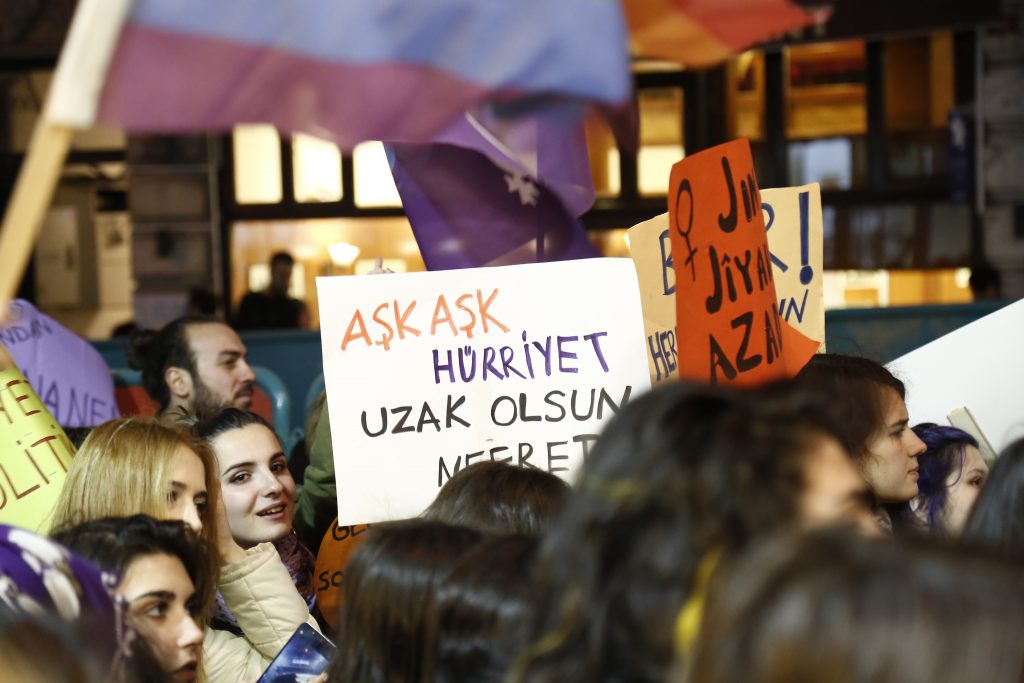 17. Feminist Gece Yürüyüşü: Patriyarkayla, heteroseksizmle uzlaşma yok! Kaos GL - LGBTİ+ Haber Portalı