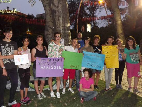 &lsquo;Toplumun LGBTİ&rsquo;lerle de barışması gerekiyor&rsquo; Kaos GL - LGBTİ+ Haber Portalı