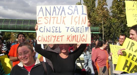 Homofobi Karşıtları 16 Mayıs&rsquo;ta Meclis&rsquo;te! Kaos GL - LGBTİ+ Haber Portalı