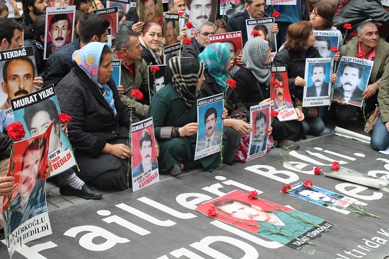 &lsquo;O Küçük Bir Çocuktu, Neden Kaybedildi?&rsquo; Kaos GL - LGBTİ+ Haber Portalı