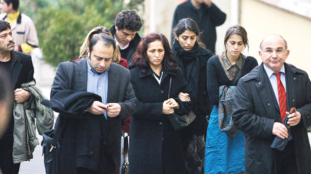Hrant&rsquo;ın Ailesi: Bizimle Alay Edilen Bu Müsamerede Yokuz! Kaos GL - LGBTİ+ Haber Portalı