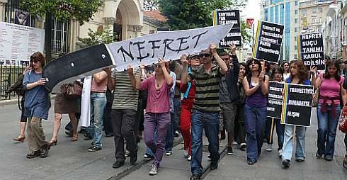 &rsquo;Nefrete&rsquo; Kapsamlı Yasa Kaos GL - LGBTİ+ Haber Portalı