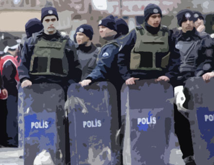 Sığındığı Karakolda Şiddete Uğradı Kaos GL - LGBTİ+ Haber Portalı