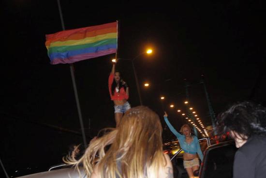 Translar Boğaz Köprüsünde Seslerini Yükselttiler Kaos GL - LGBTİ+ Haber Portalı
