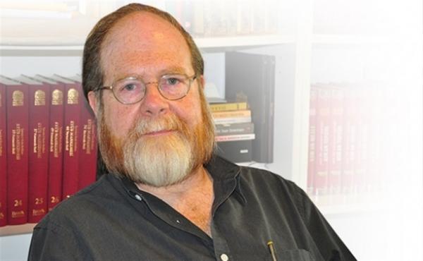 Irvin Cemil Schick: “Eşcinsel değil, eştoplumsal” | Kaos GL - LGBTİ+ Haber Portalı Haber