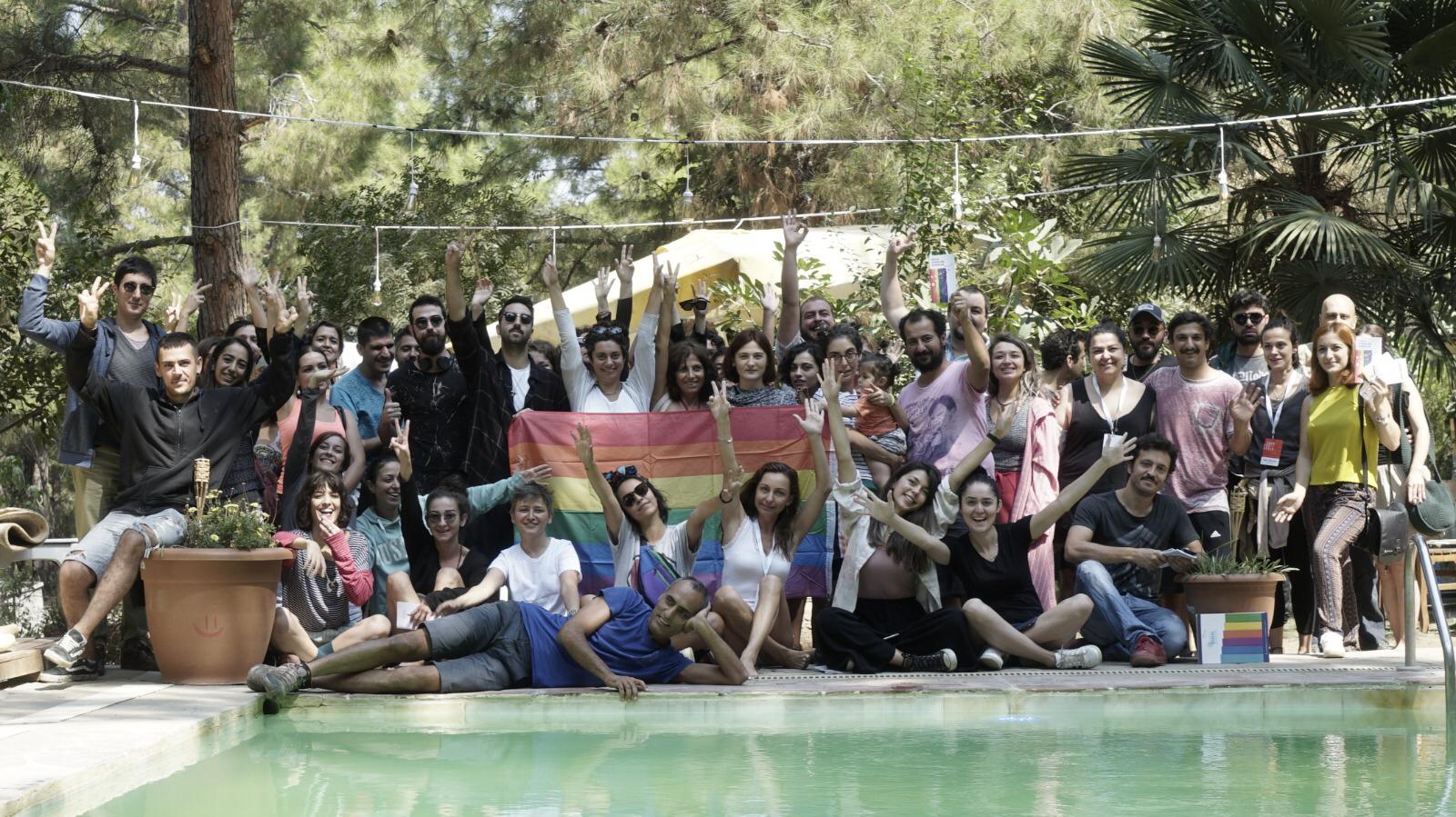 Kaos GL, İzmir Kültür Platformu Girişimi yaz okulunda Kaos GL - LGBTİ+ Haber Portalı