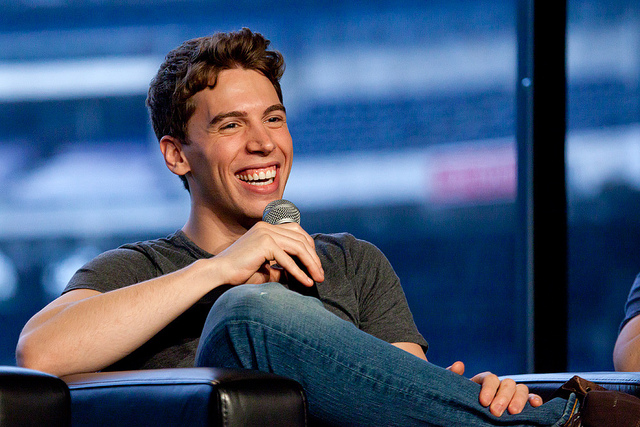 Jordan Gavaris, eşcinsel olarak açıldı Kaos GL - LGBTİ+ Haber Portalı