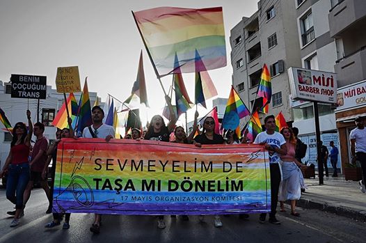 "Sevmeyelim de taşa mı dönelim" Kaos GL - LGBTİ+ Haber Portalı