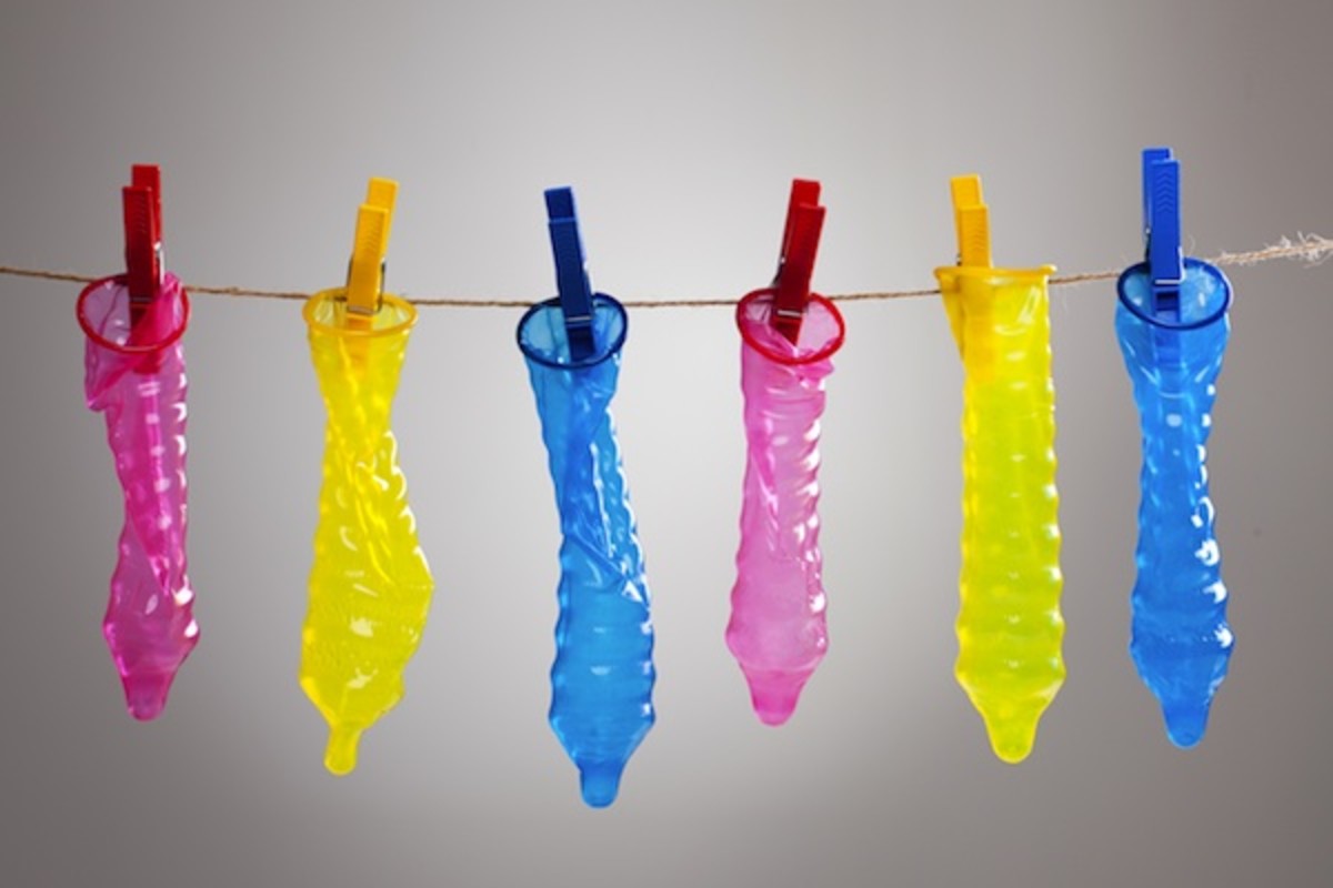 Pembe Hayat, 2018’i on bine yakın kondomla açtı Kaos GL - LGBTİ+ Haber Portalı