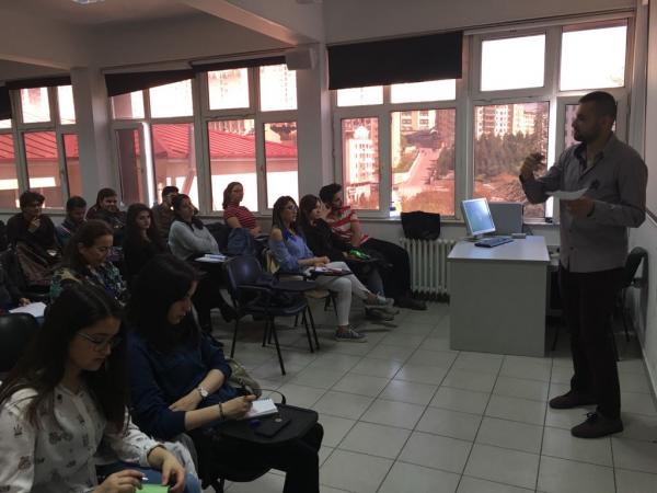 Sosyal hizmet öğrencileri LGBTİ’lerle çalışma ilkelerini tartıştı Kaos GL - LGBTİ+ Haber Portalı