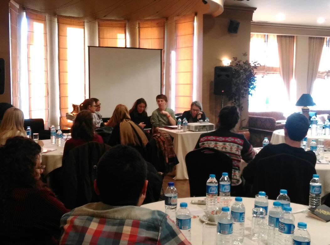 &lsquo;Eşcinsel ve biseksüel kadınlar, sosyal çalışmacılara son raddede&rsquo; başvuruyor&rsquo; Kaos GL - LGBTİ+ Haber Portalı