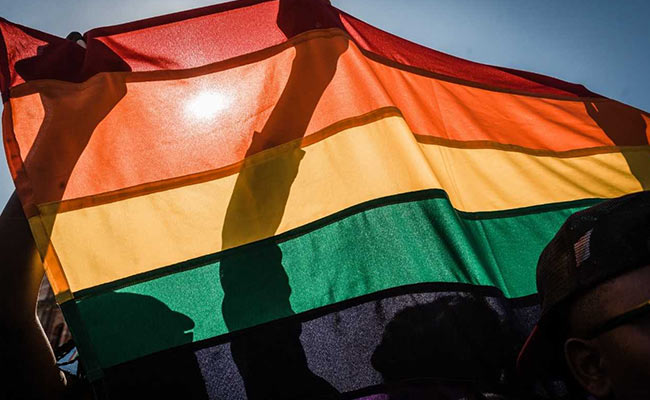 Malezya’da iki kadın “lezbiyen ilişki yaşadıkları” iddiasıyla kırbaçlandı Kaos GL - LGBTİ+ Haber Portalı