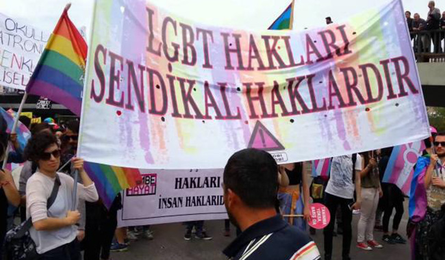 1 Mayıs’a giderken: İşçi ve emekçi LGBTİ+’lar ne yaşıyor? Kaos GL - LGBTİ+ Haber Portalı