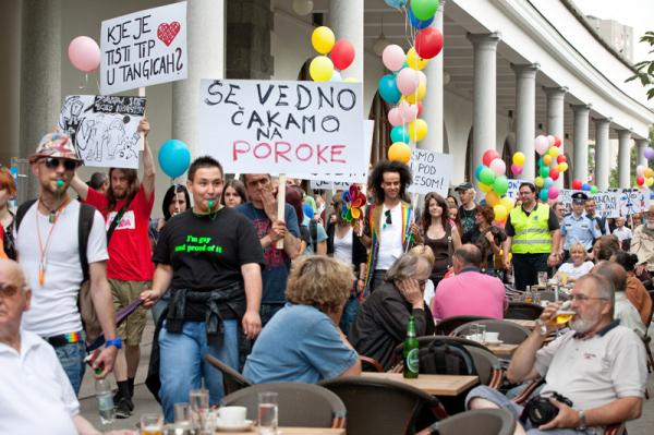 “Ljubljana belediye başkanı her sene onur yürüyüşüne katılıyor” Kaos GL - LGBTİ+ Haber Portalı