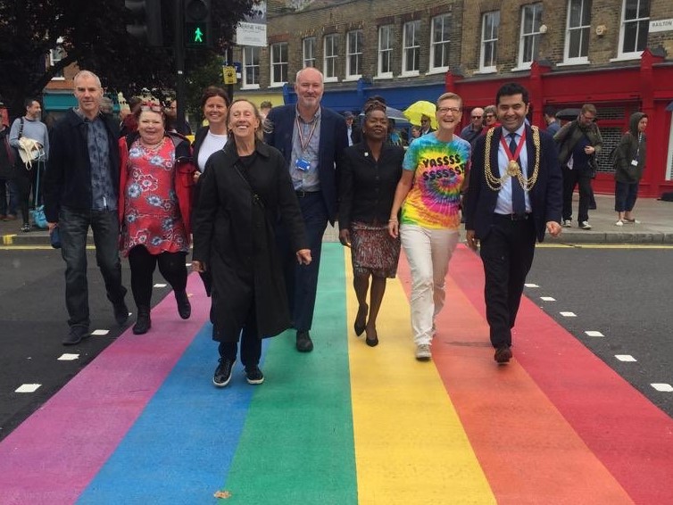 Londra’da yollar artık hep rengârenk Kaos GL - LGBTİ+ Haber Portalı
