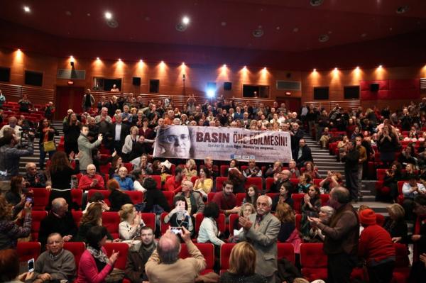 Uğur Mumcu anıldı: Basın öne eğilmesin! Kaos GL - LGBTİ+ Haber Portalı