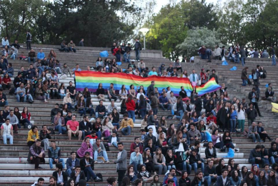“Gri yasaklarının gökkuşağının renkleri karşısında duramayacağına inanıyoruz” Kaos GL - LGBTİ+ Haber Portalı