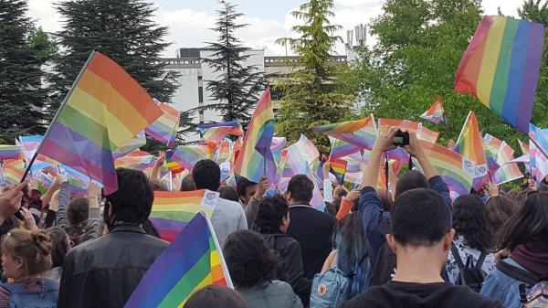 Kaos GL, Sağ popülizme karşı queer siyasetin olanaklarını tartışmaya açıyor Kaos GL - LGBTİ+ Haber Portalı