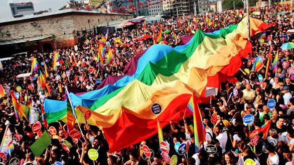 Emniyet Müdürlüğü, Onur Yürüyüşü öncesi kapatılacak yolları açıkladı Kaos GL - LGBTİ+ Haber Portalı