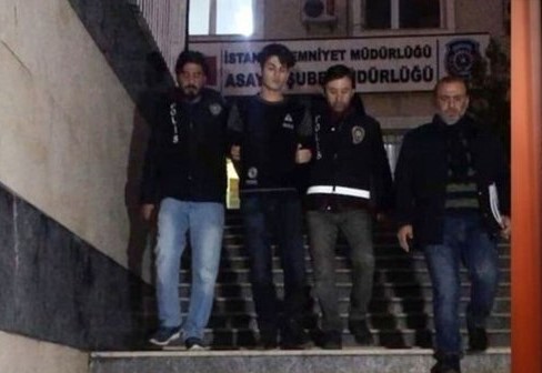 Yönetmen Uzun’un katiline 21 yıl 3 ay hapis cezası Kaos GL - LGBTİ+ Haber Portalı