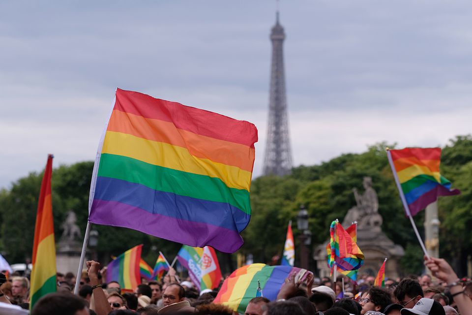 Paris Belediyesi, LGBTİ+’lara da hizmet sunuyor Kaos GL - LGBTİ+ Haber Portalı
