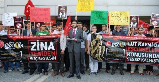 7 Adımda 2012 Türkiye&rsquo;sinden Abukluklar Kaos GL - LGBTİ+ Haber Portalı